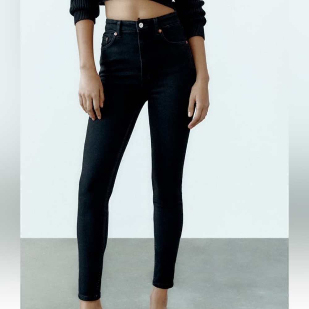 Zara trafaluc denim collection black skinny jeans. Size 2